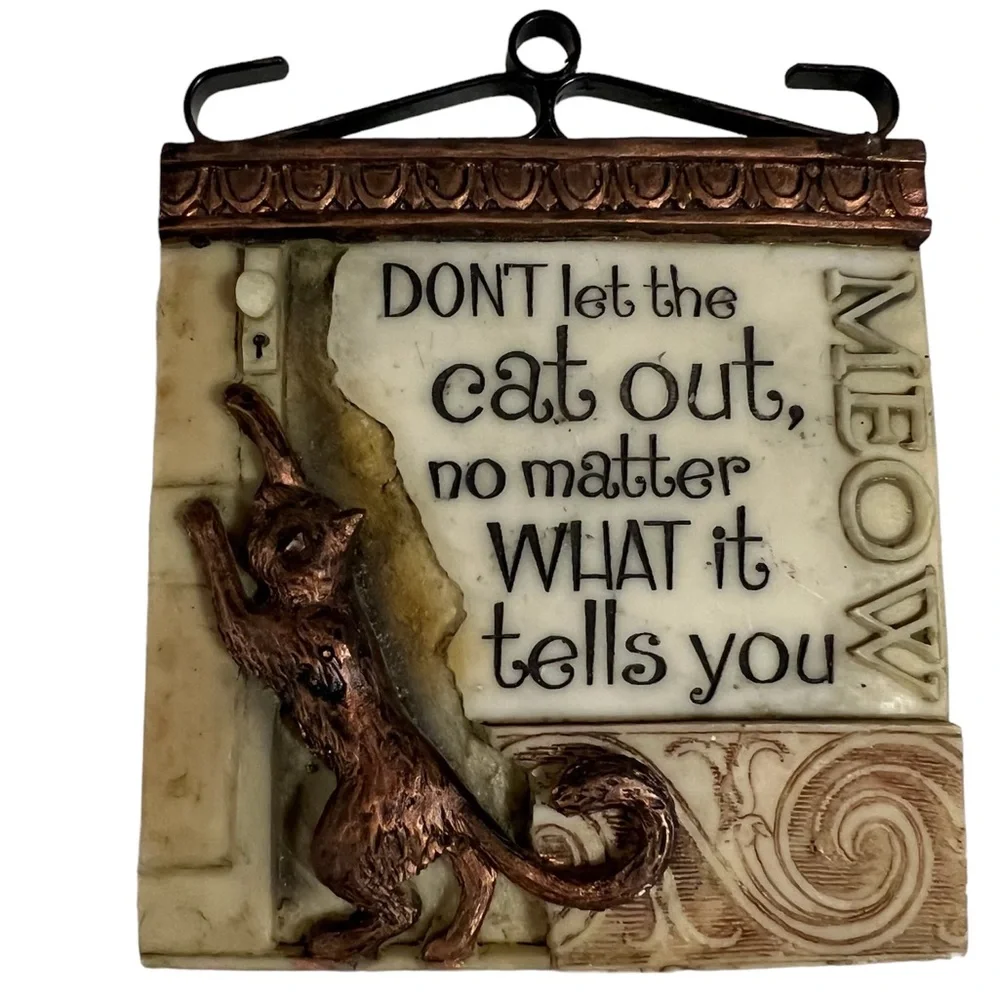 Cat lover set: 2 cat shaped wall hooks & a ceramic sign